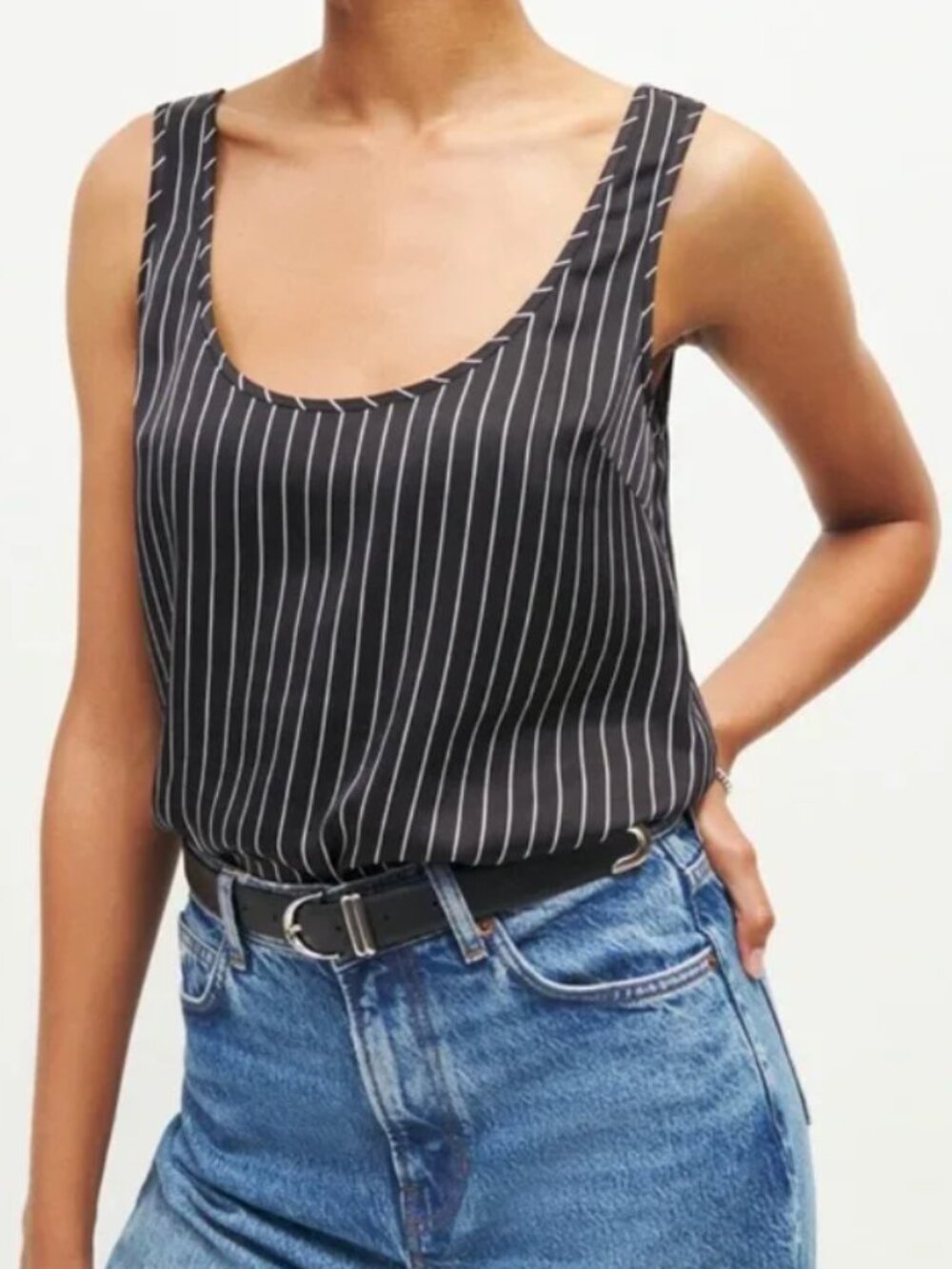 Reformation Jasmine Scoop Neck Tank Top Size Medium Black and White Stripes